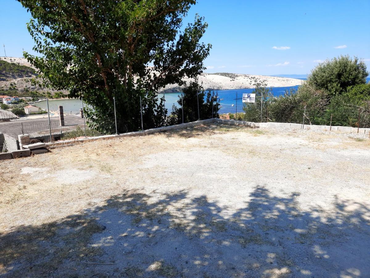 Apartmani Ana-Lora Lopar Exteriér fotografie