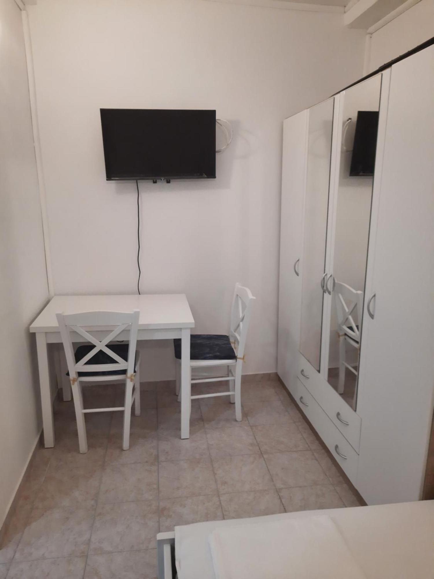 Apartmani Ana-Lora Lopar Exteriér fotografie